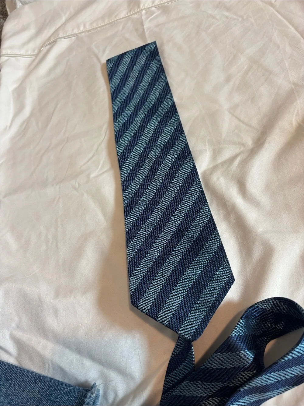 Charvet Classic Navy & Light Blue Diagonal Stripe Tie - Men Accessories